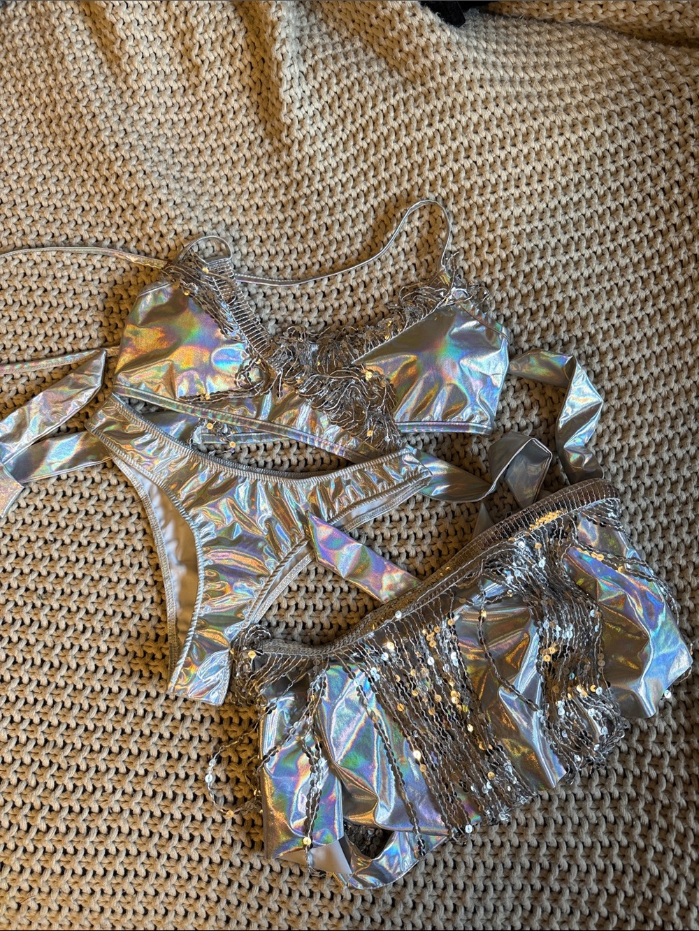 Holographic Silver Fringe Set - Women's Costumes and Festivals